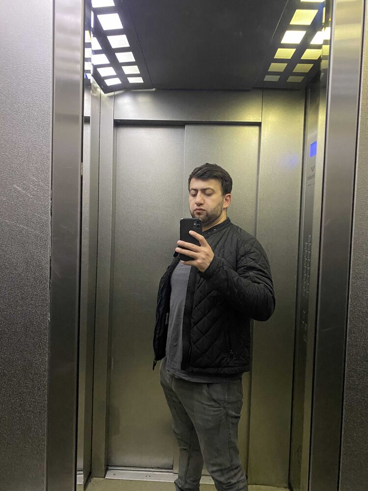  30347127  , 32 ,    -