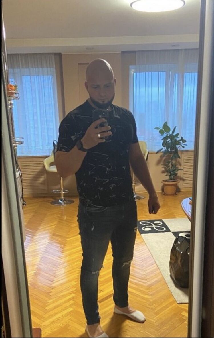  46516087  , 32 ,    