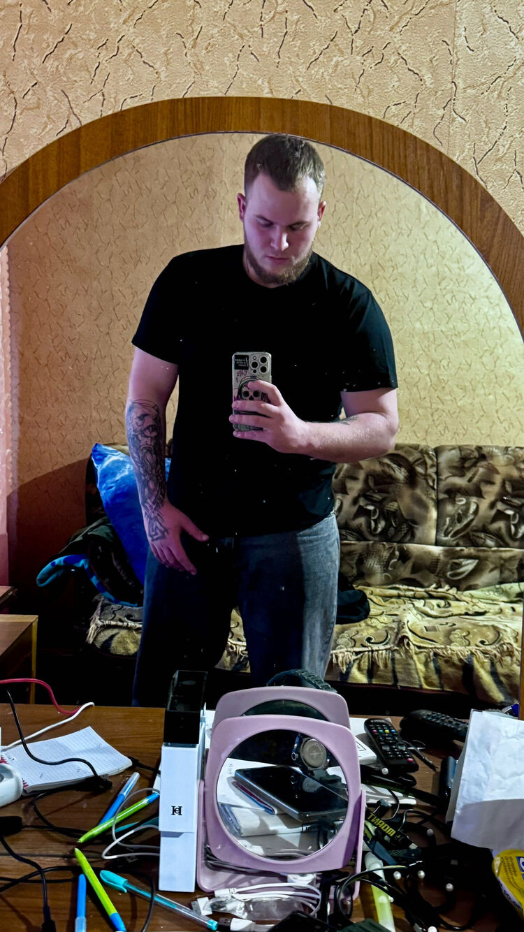 ,   Dima, 21 ,   ,   