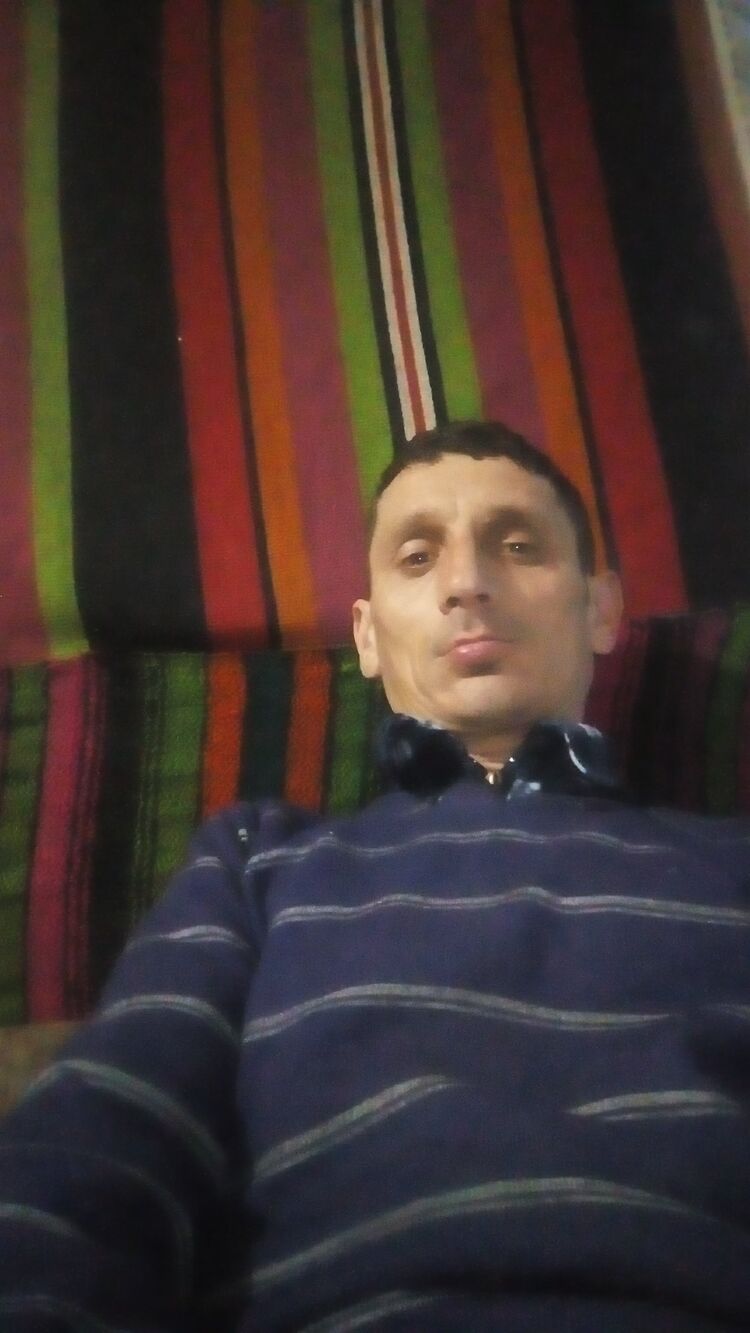  ,   Sergiu, 43 ,   ,   