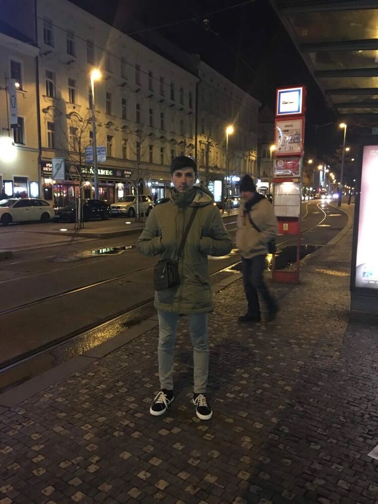  ,   Vlad, 28 ,   ,   