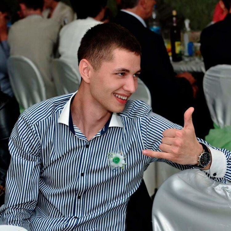  ,   Vasyl, 33 ,   ,   , c 