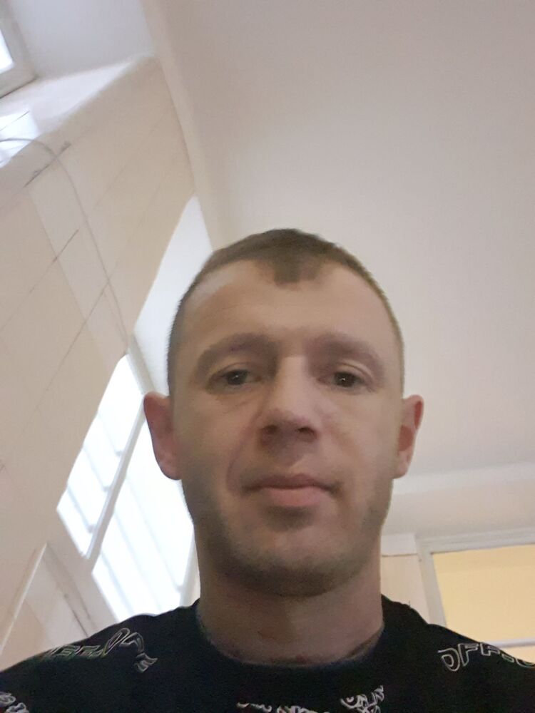  40452547  , 36 ,    