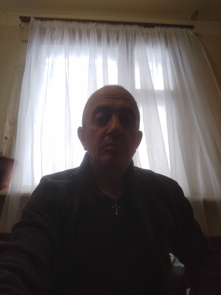  ,   Levon, 50 ,   ,   