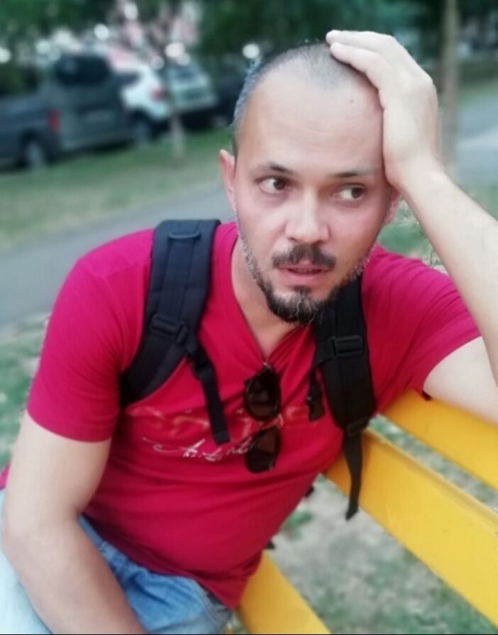  39789877  , 32 ,    