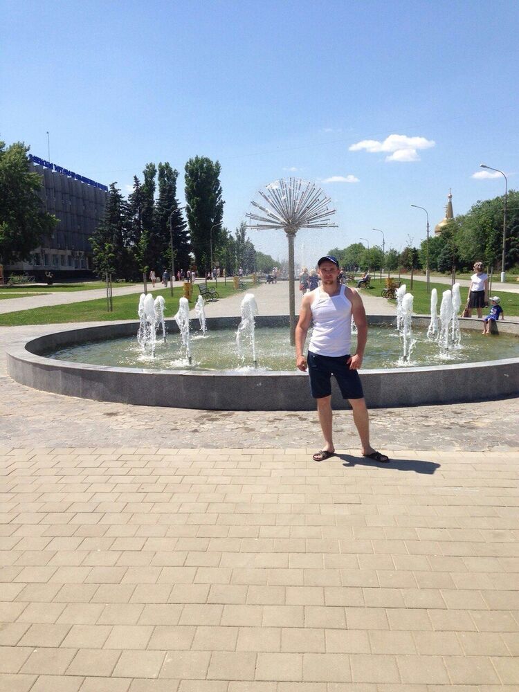 ,   Oleg, 35 ,   ,   , c 