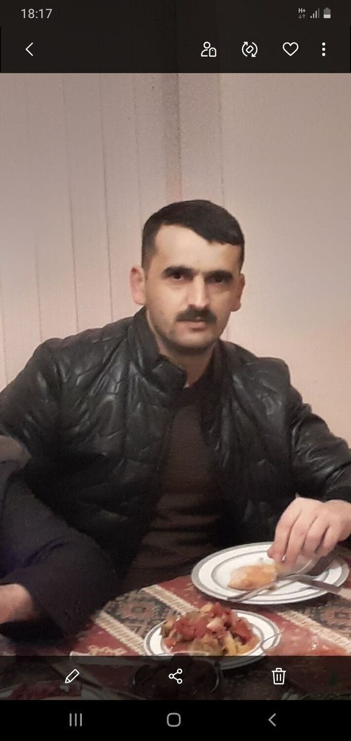  49618767  Ruslan, 30 ,    