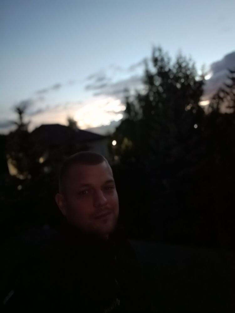  48077067  , 34 ,    