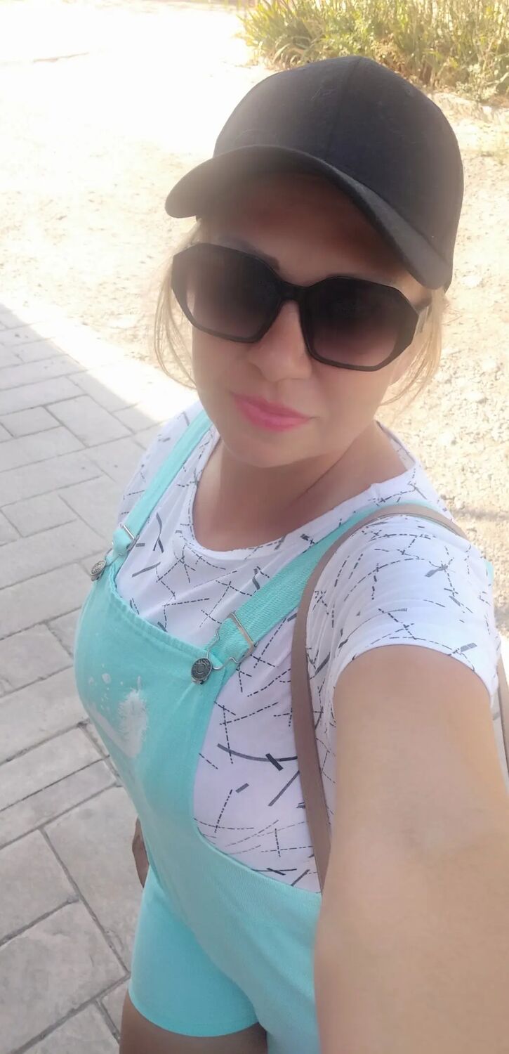  ,   Arina, 38 ,   ,   , c , 