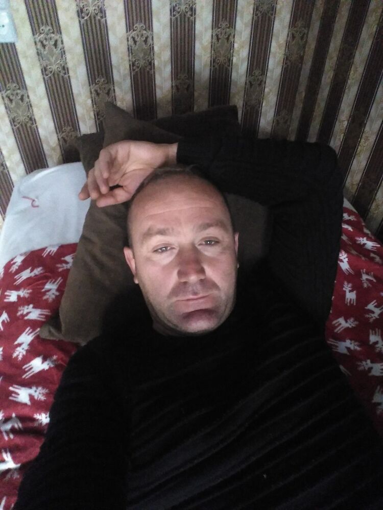  10671717  David, 45 ,    