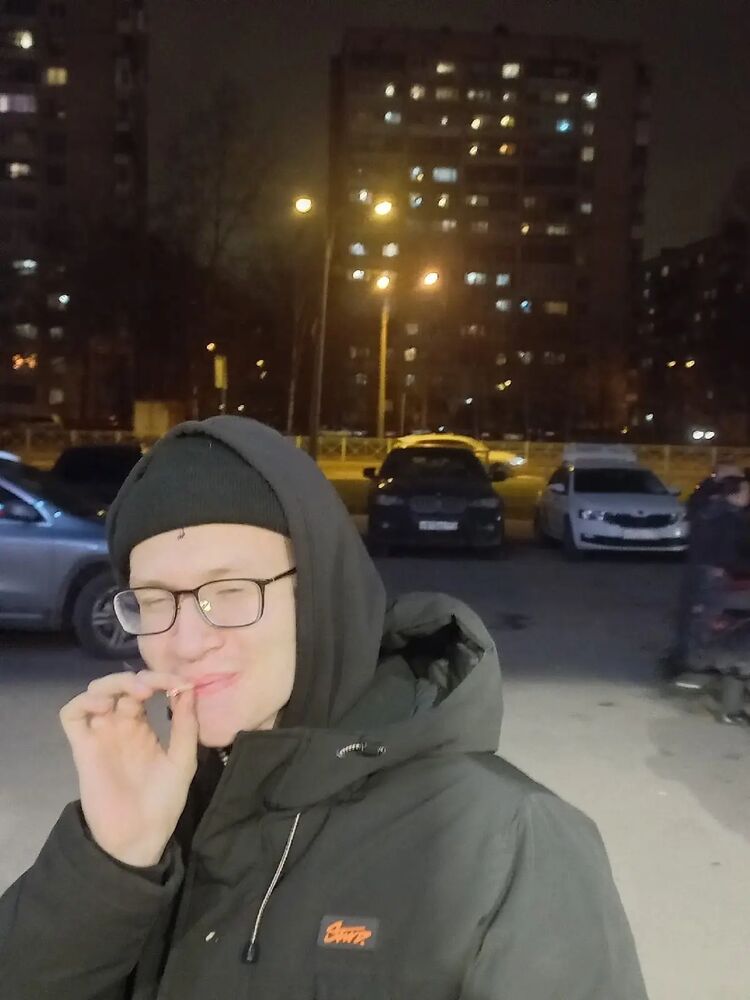  28818467  , 22 ,    -