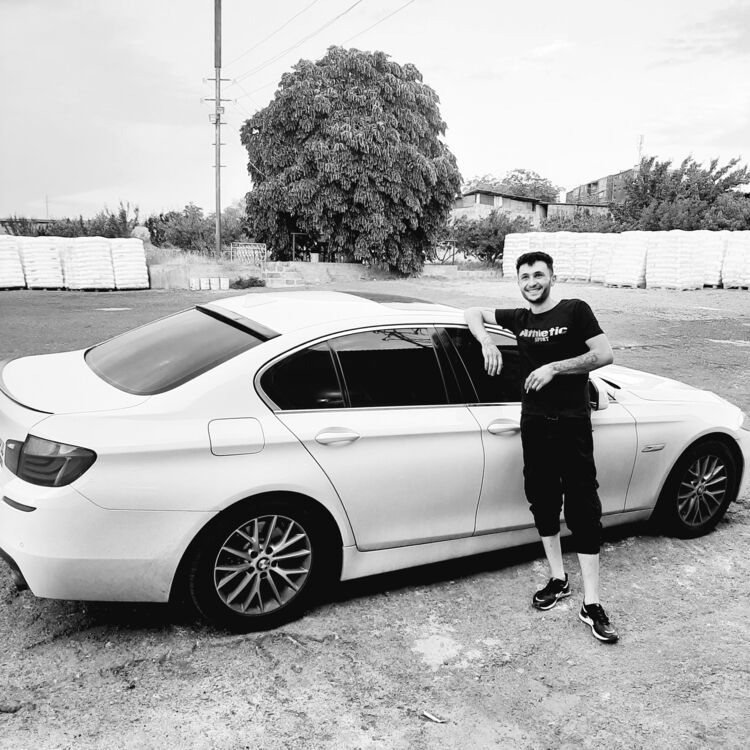 26543947  Artur, 28 ,    