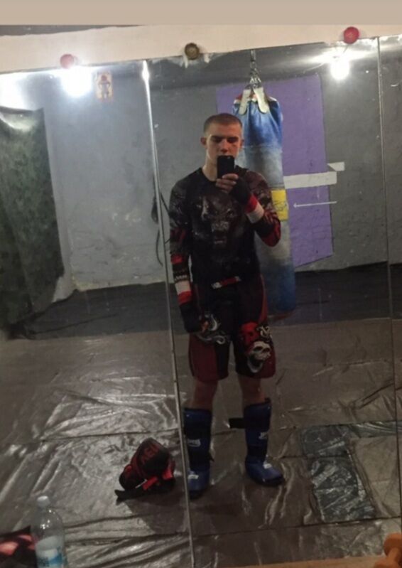   ,   Denis, 26 ,   ,   , c , 