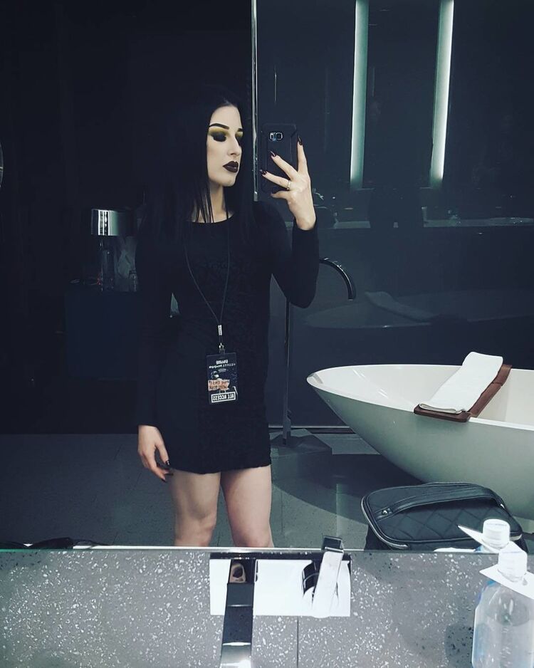  17807317  Maria, 38 ,    