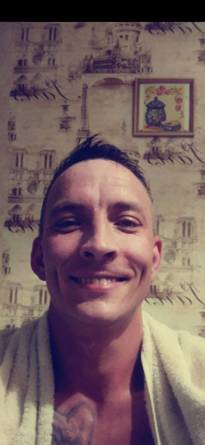  46484607  , 37 ,    