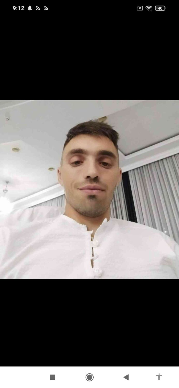 ,   Tudor, 28 ,     , c 