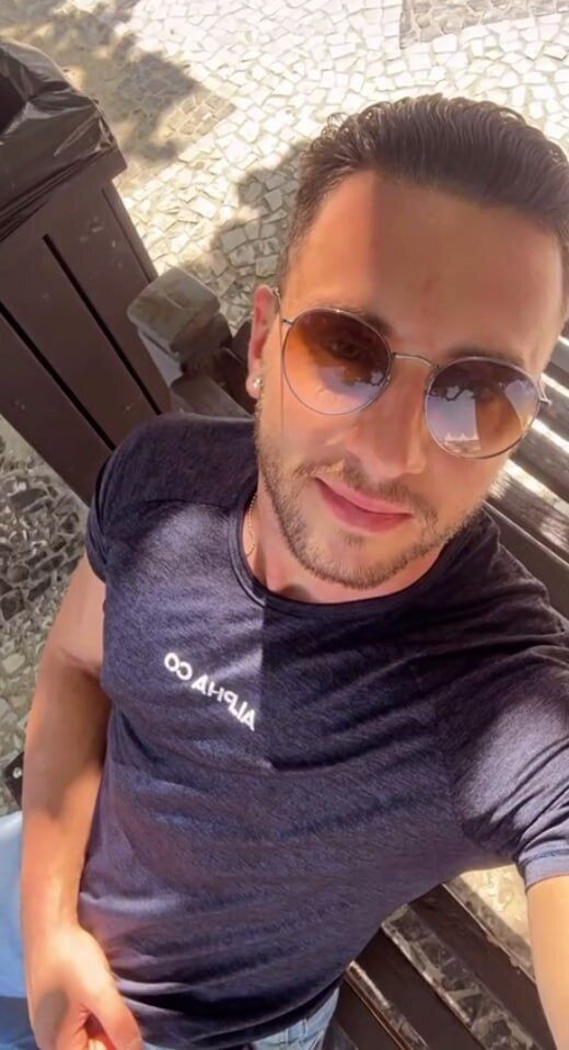  54405977  Viktor, 37 ,    