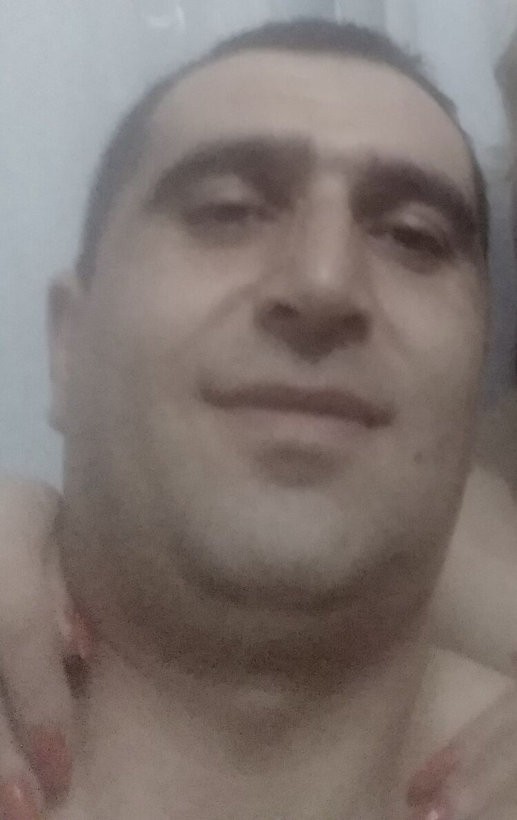  18799907  , 37 ,    