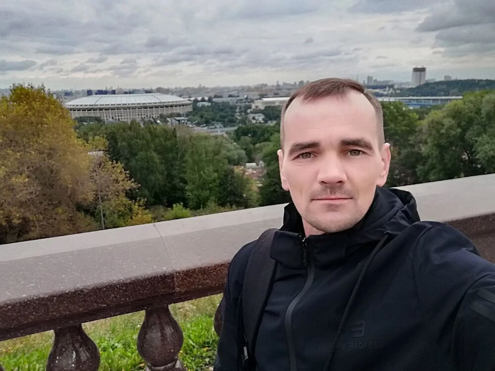  -,   Mikhail, 43 ,   ,   , c 