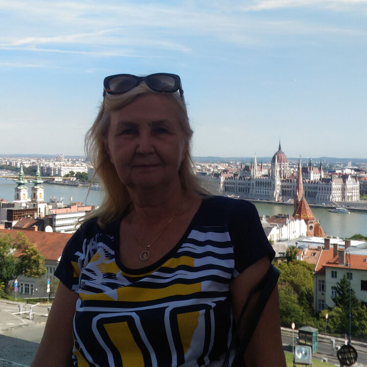 24598637  Nadezda, 69 ,    -