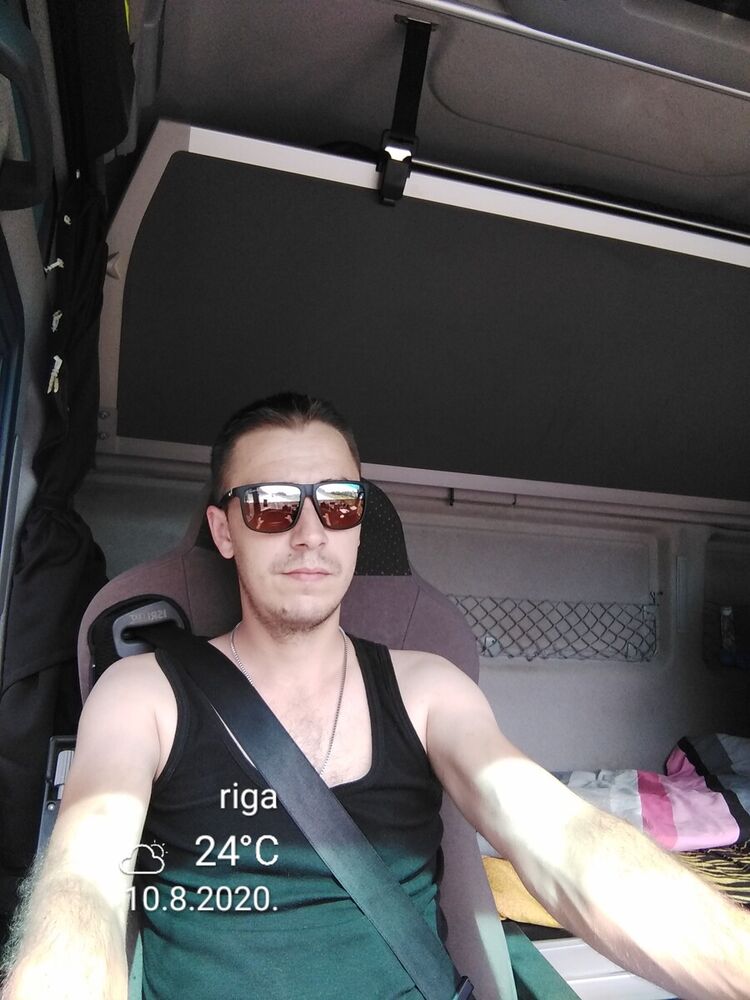 ���� 20896877 ������� Strahinja, 36 ���, ���� ���������� � �����-����������