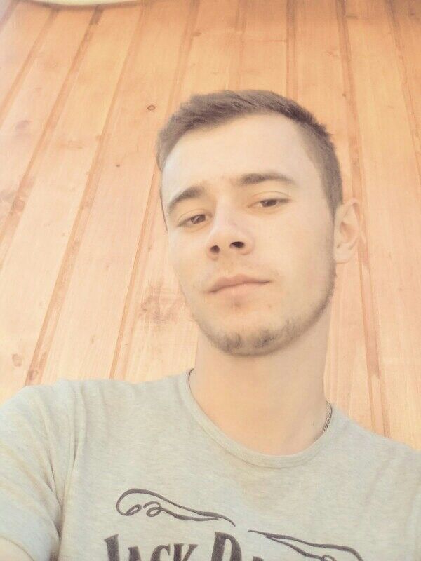  15745047  Nikosh, 31 ,    