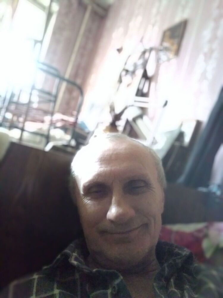  24514637  , 61 ,    