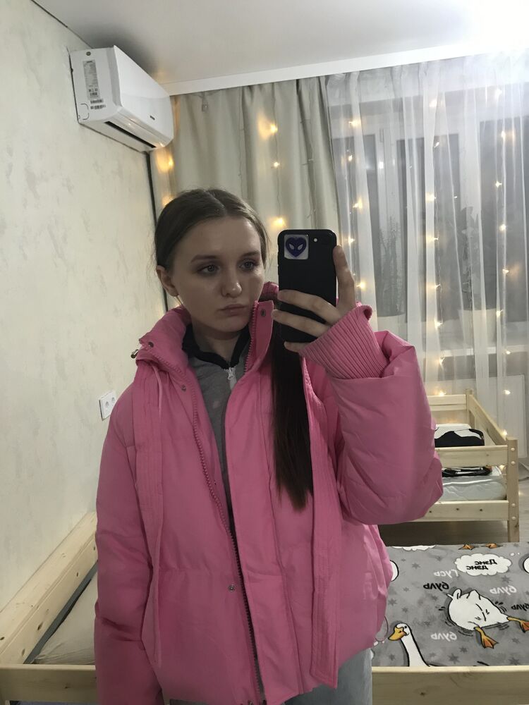  ,   Karina, 20 ,   ,   