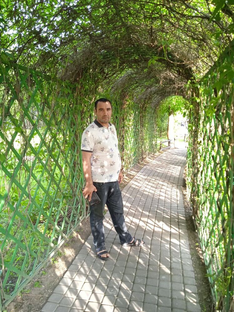  ,   Ali, 40 ,   ,   