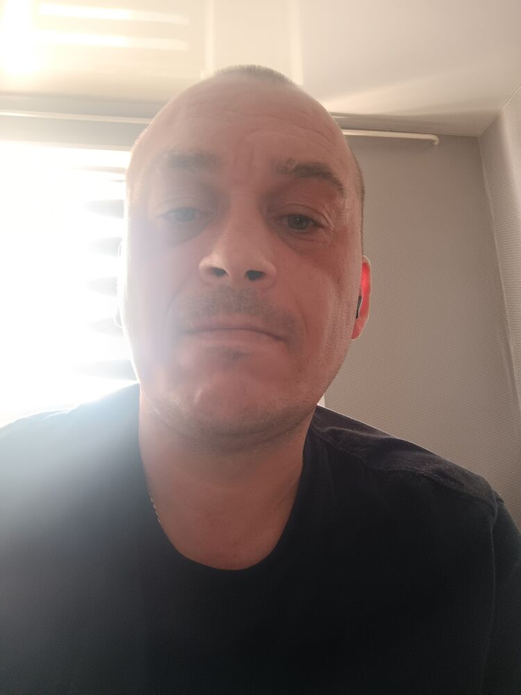  43902467  , 45 ,    