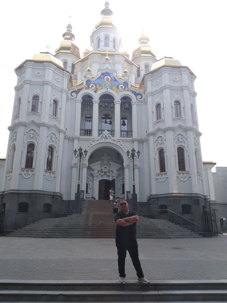  ,   Gio, 42 ,   ,   , c 
