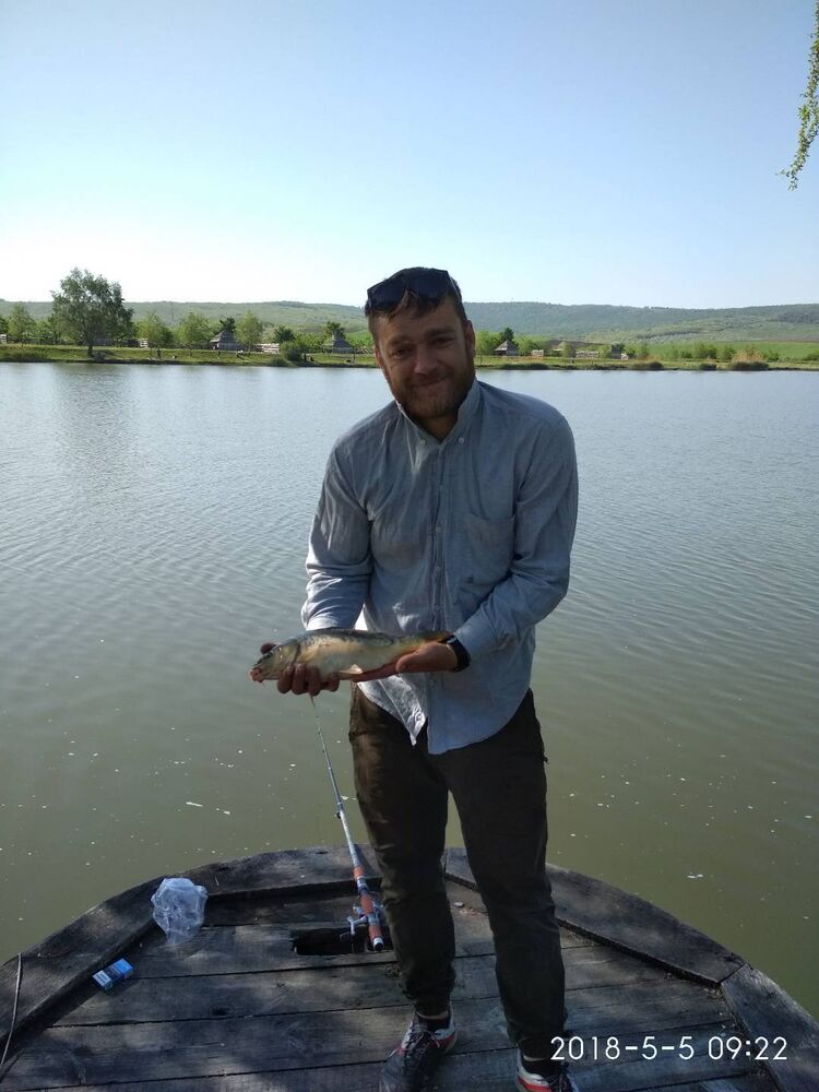  ,   Paul G, 35 ,   ,   