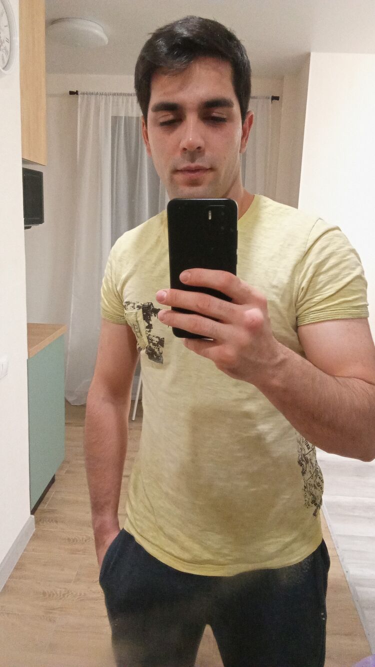  48720727  , 28 ,    