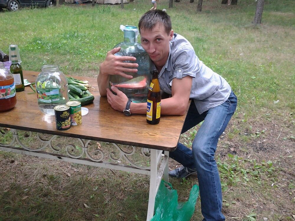  14633507  Anatoliy, 40 ,    