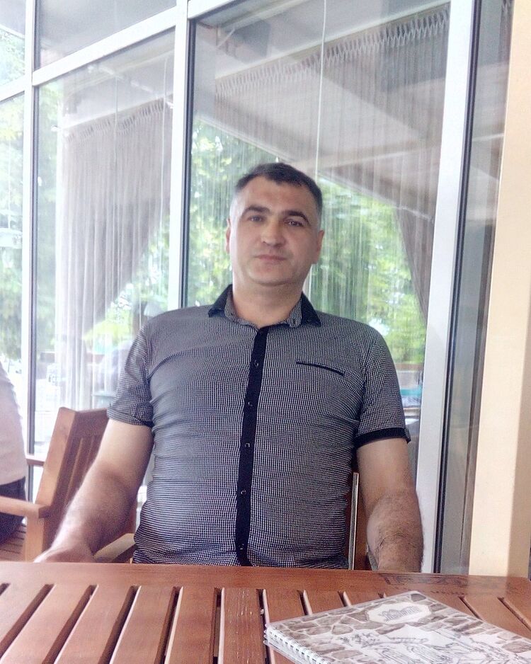  9836177  Veaceslav, 50 ,    