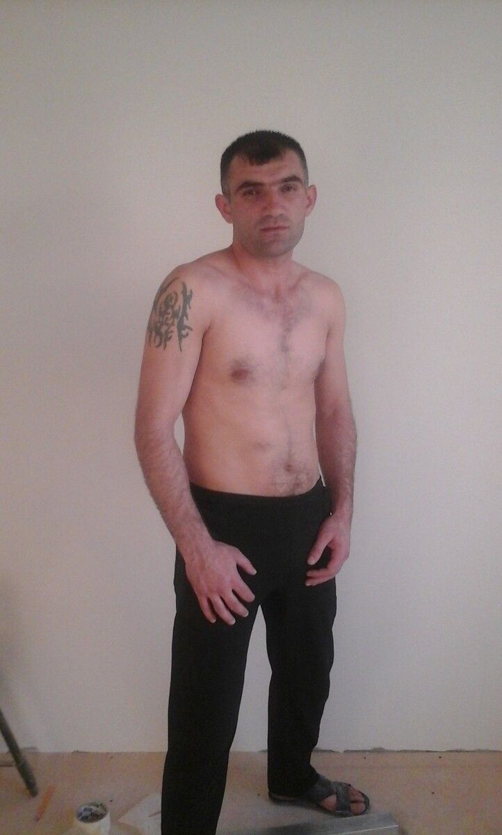  9203977  Arman, 37 ,    
