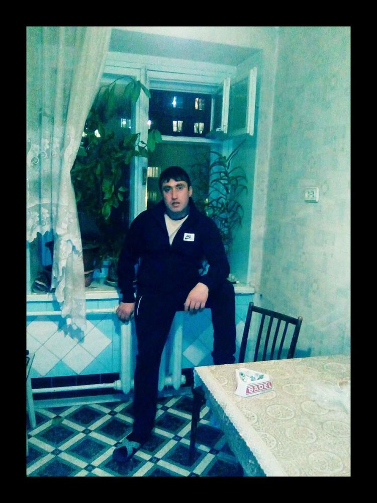   ,   ARTUR, 33 ,   ,   