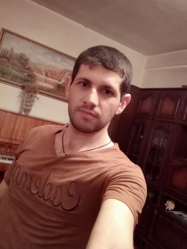  28589797  , 39 ,    