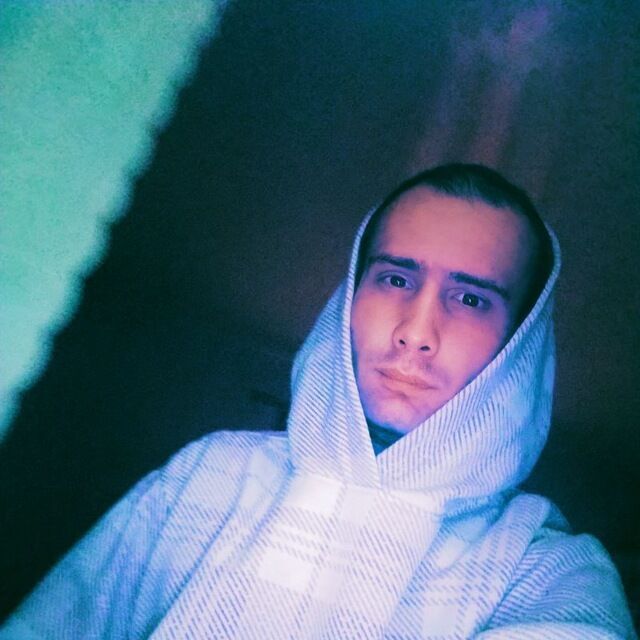  47807197  , 24 ,    