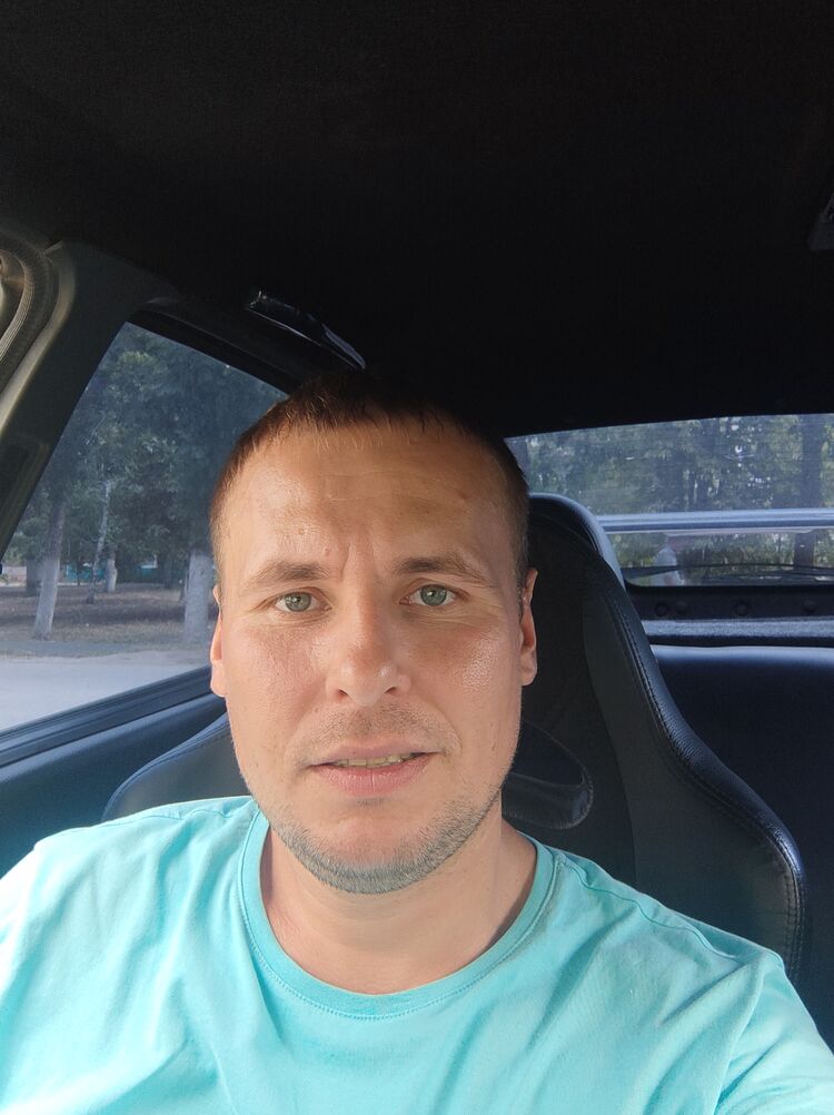  ,   Denis, 39 ,   ,   , c , 
