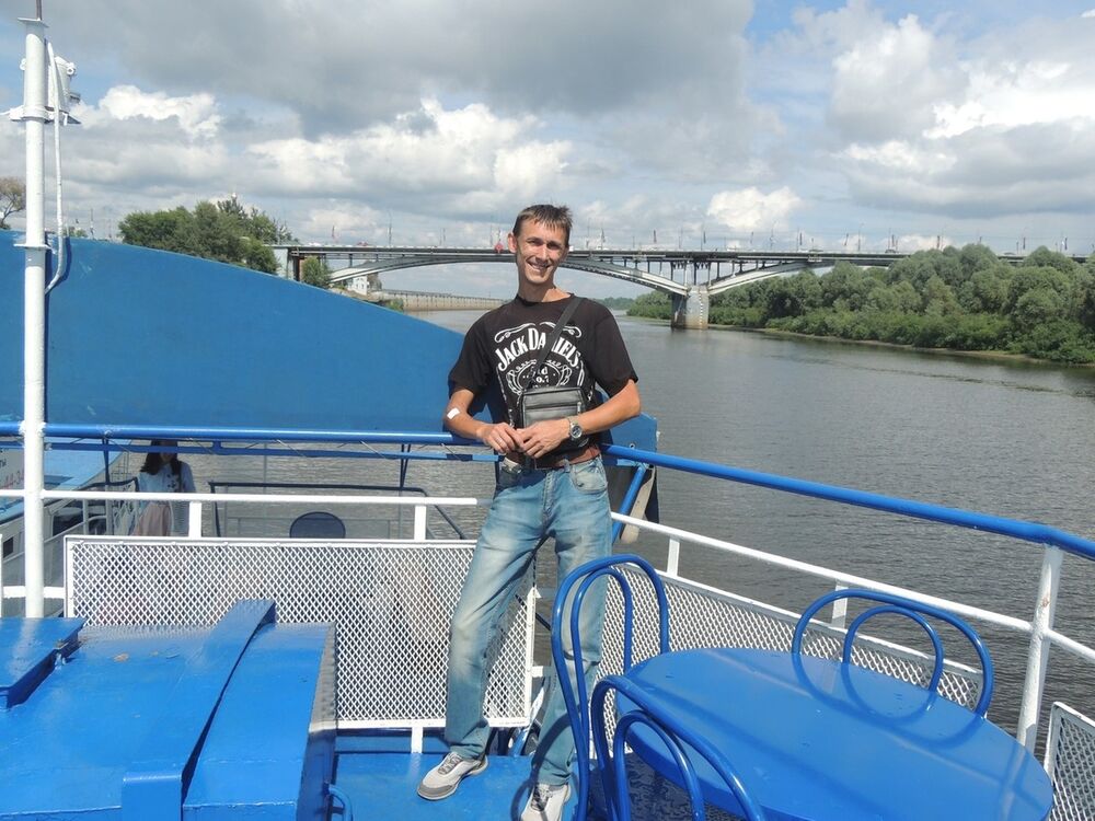  ,   Anton, 48 ,   