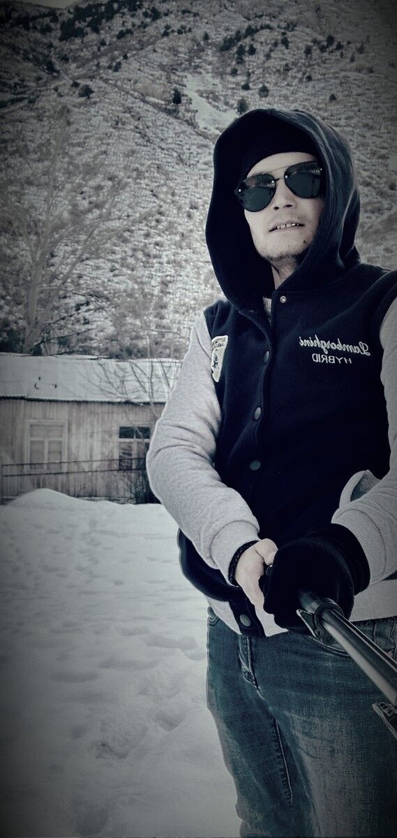  18830457  Dilshod, 41 ,    