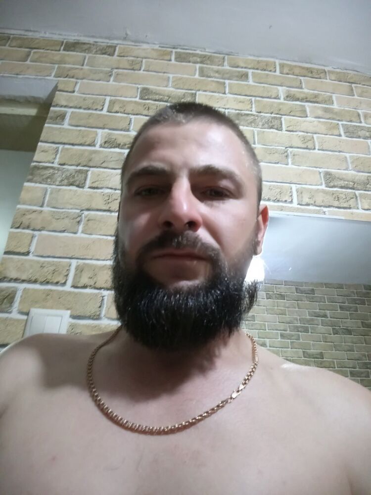 10979557  e, 38 ,    