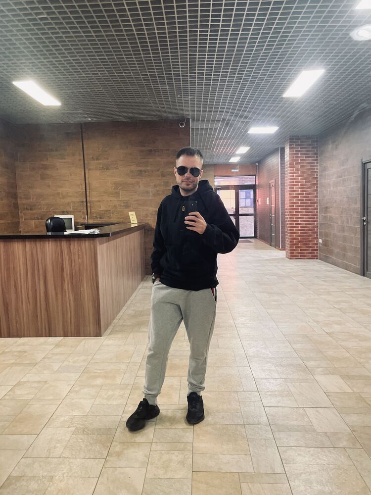  54475577  Artem, 34 ,    