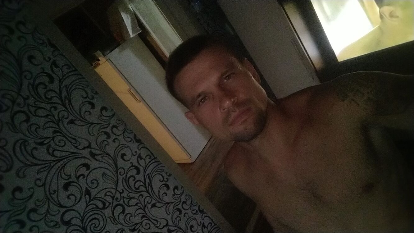 47665567  Serenya, 38 ,    