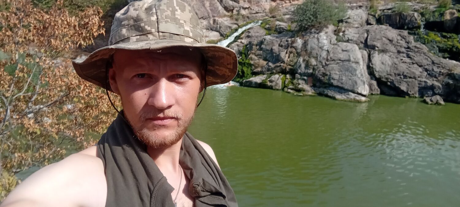  ,   Andriy, 27 ,   ,   , c , 