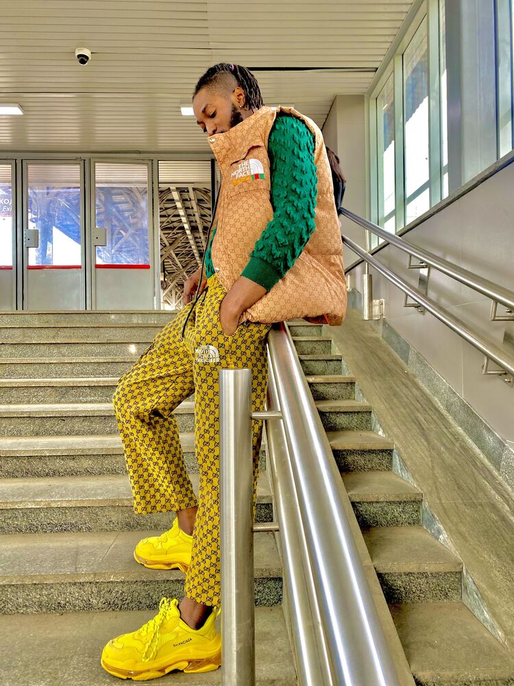  36575177  Orix, 28 ,    