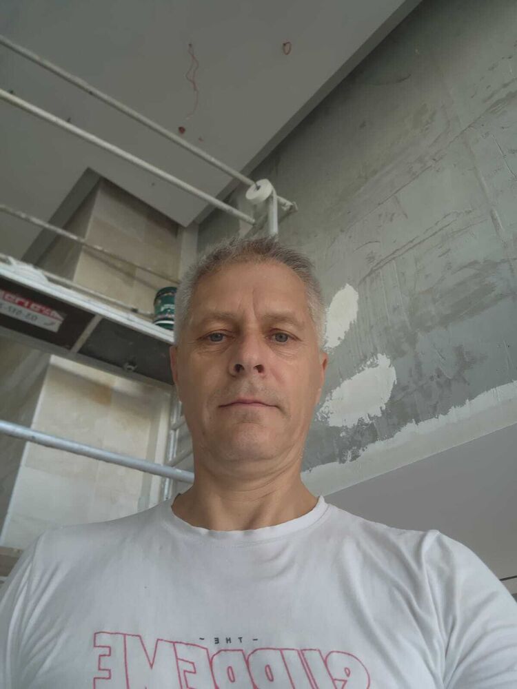  46615557  , 53 ,    