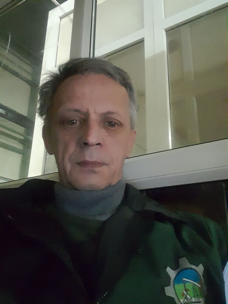  38764707  , 53 ,    