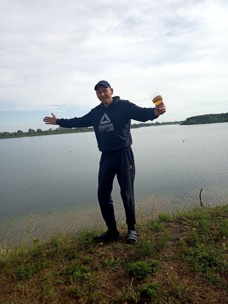  ,   Slavik, 38 ,  